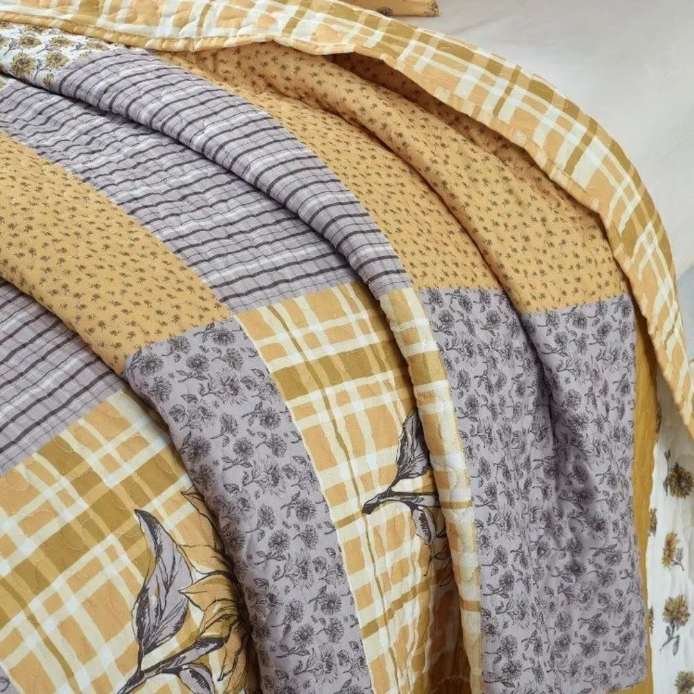 Farmhouse Sunflower Garden Patchwork KING Printed Quilt Set Sunshine Cottage